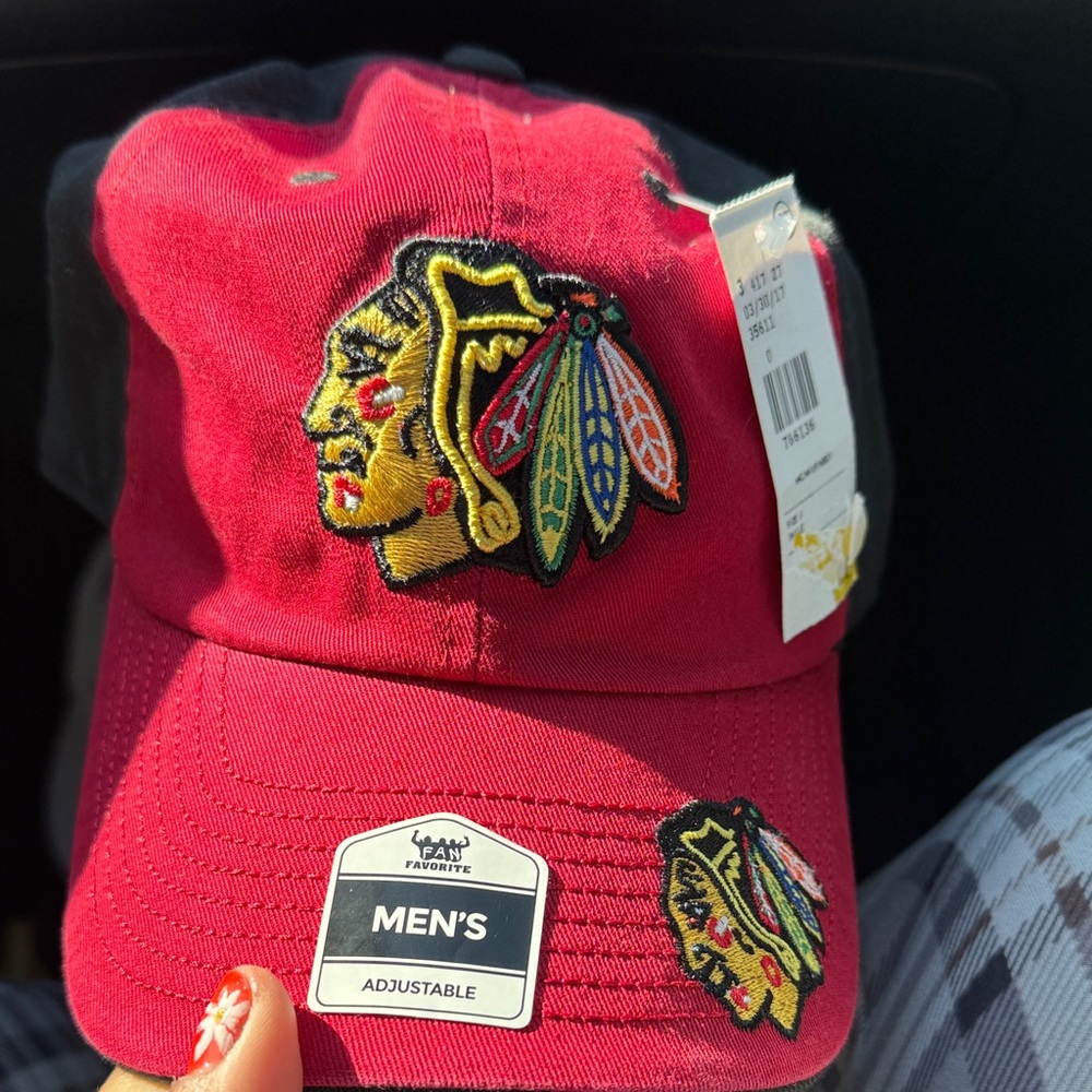 Chicago Black Hawks Embroidered Men's Cap